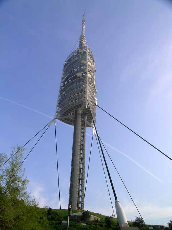 Menara Collserola di Barcelona (Spanyol)