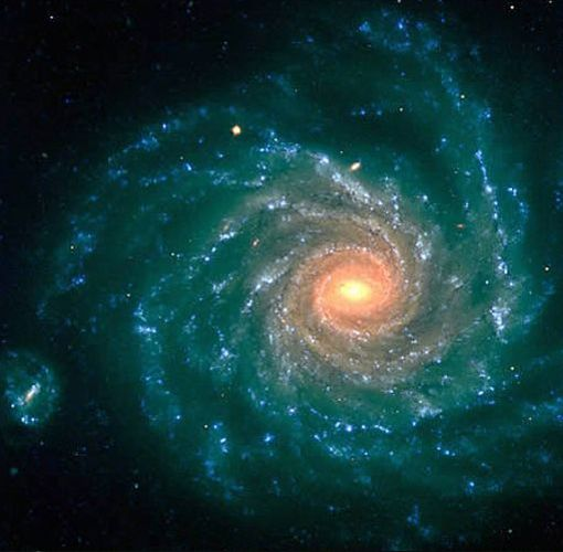 壮大な渦巻銀河