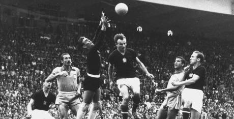1954: Brasil 2 - 4 Hongaria