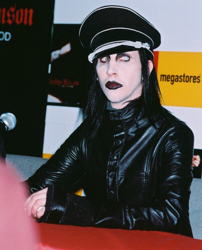 Marilyn Manson war Musikreporterin, bevor sie Sängerin wurde.