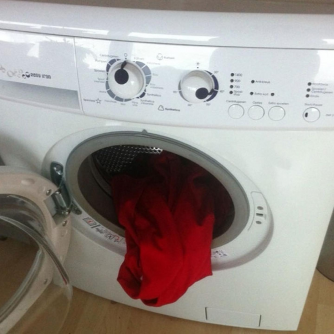 थकिएको वाशिंग मेशीन