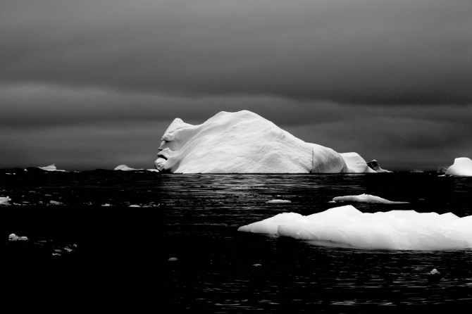 Um iceberg mal-humorado