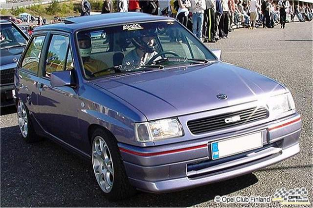 Opel Corsican
