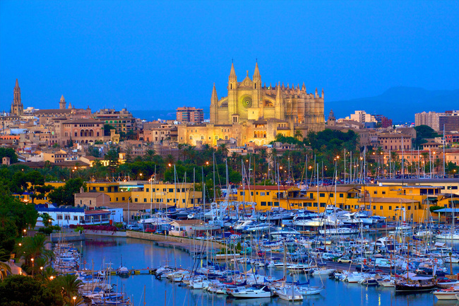 Palma de Mallorca: tempat katedral lebih bersinar dari sebelumnya