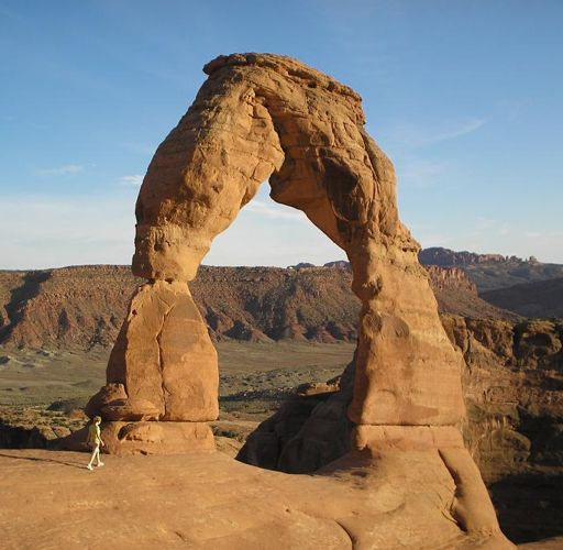 Der zarte Rocky Arch (Utah der USA)