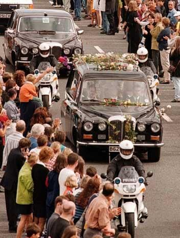 Após a morte da princesa Diana em 1997