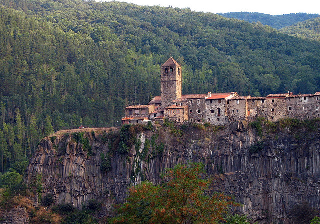 Hängende Häuser von Castellfollit (Provinz Girona)
