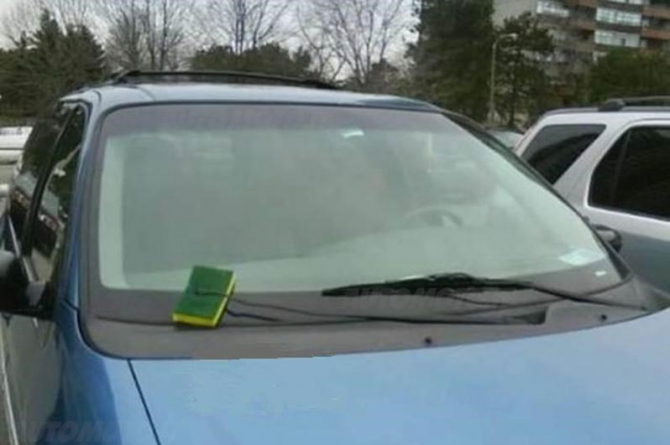 Wiper blade replacement