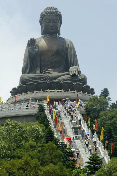 Bouddha de Meng Shan ... 30 Mts.