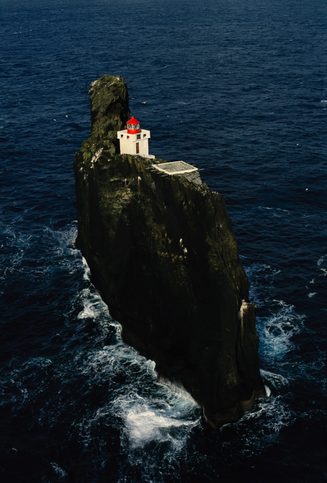 ストリランガ島灯台（南アイスランド）