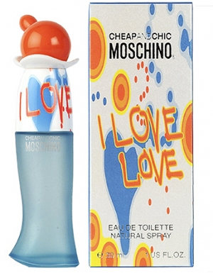 Cheap & chic I love love (Moschino)