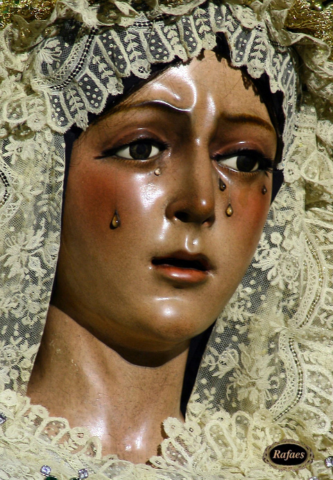 Jungfrau von La Macarena