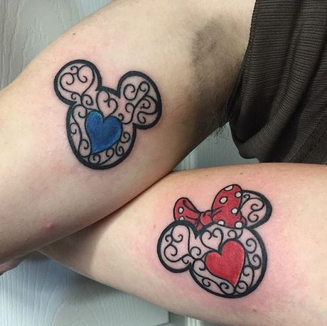 Tatuagens impressionantes do amante da Disney