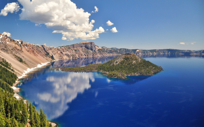 Crater Lake (United States)