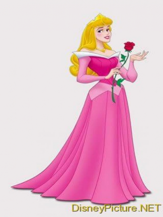 Aurora en robe rose
