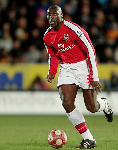 Sol Campbell (Angleterre).
