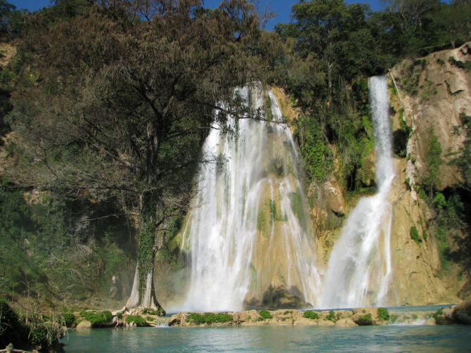 San Luis Potosì-Wasserfall von Minas Viejas.