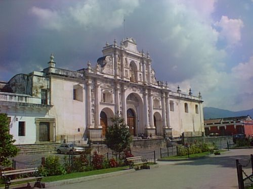 アンティグアグアテマラの大聖堂