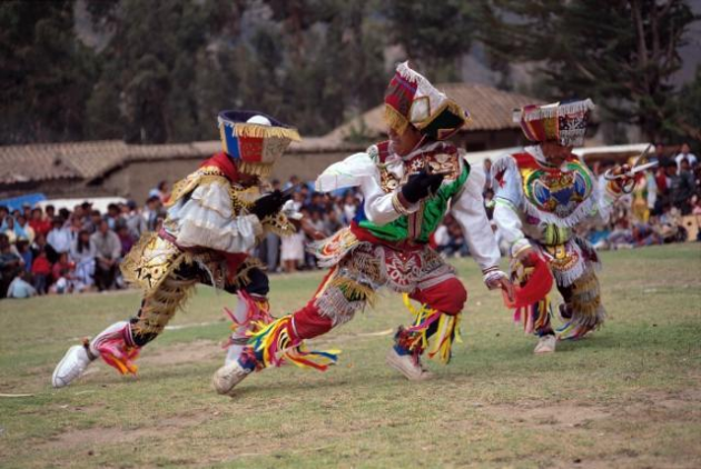 Dança de tesoura, Peru