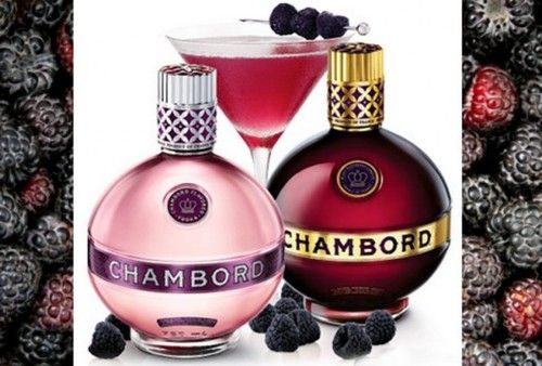 Blackberry vodka dan bunga kembang sepatu, Chambord