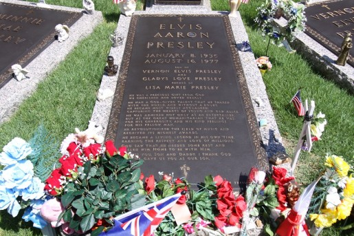 ELVIS PRESLEY (1935-1977)