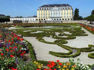 Istana Augustusburg dan Falkenlust (Jerman)