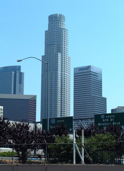 Torre do banco dos EUA em Los Angeles (Califórnia)